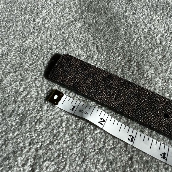 EUC Michael Kors Reversible Logo with Logo Buckle Belt - Picture 9 of 11